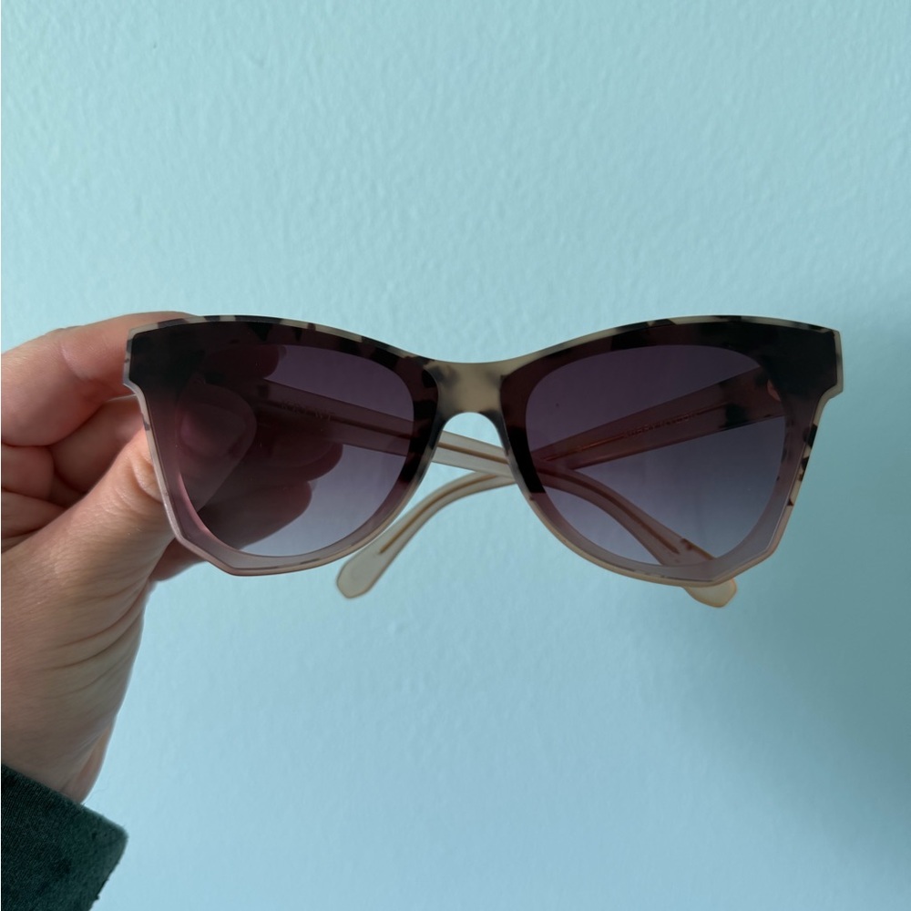 KREWE Aubrey Nylon tortoise and pink Sunglasses